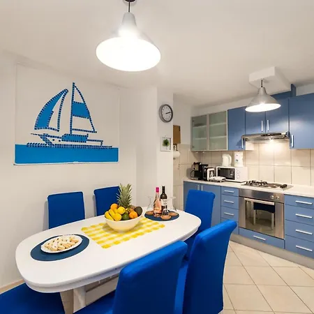 アパート Family *